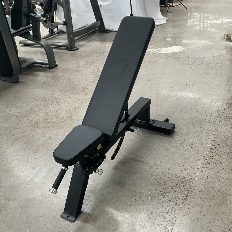 Home Gym Design - Banc de musculation réglable pour la